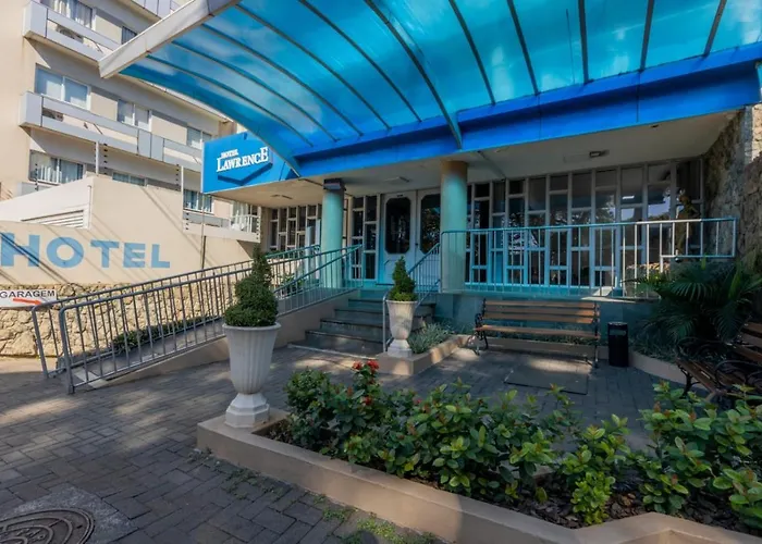 Hotel Lawrence